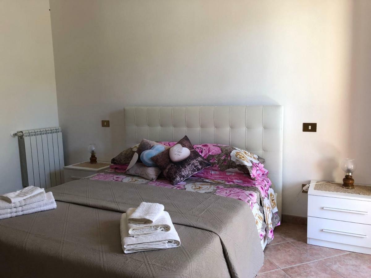 Appartamento In Villa Andreina Орозей Екстер'єр фото